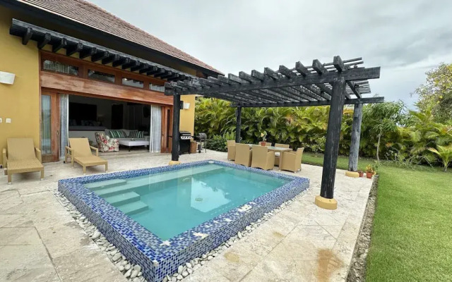 Tropical Bungalow With Pool at cap Cana A8C