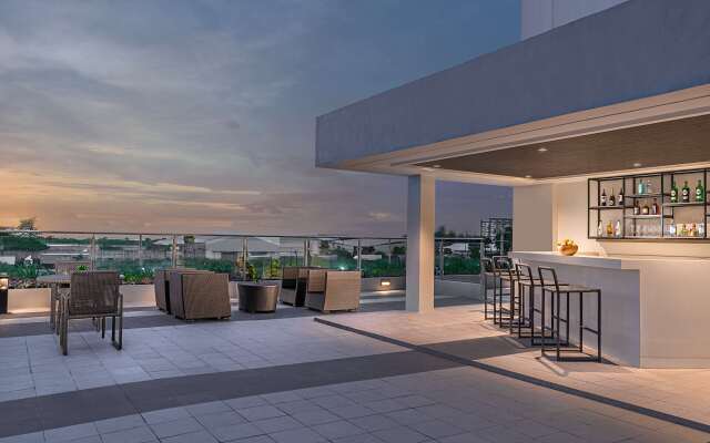 Park Inn By Radisson Bacolod