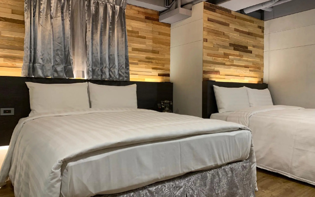 RF Hotel - Zhongxiao