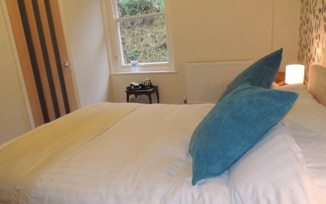 Woodlands Guest House