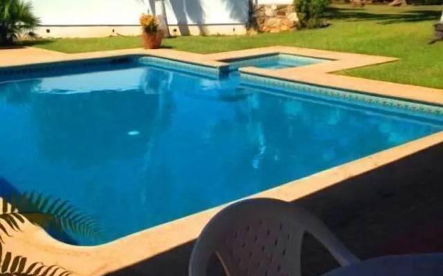 Paraiso Suites Familiar by Villas HK28