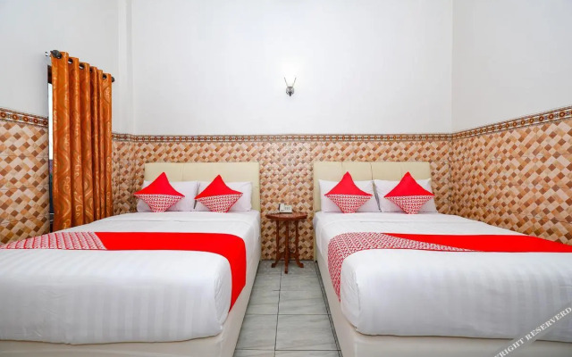Hotel Taman Sari by OYO Rooms