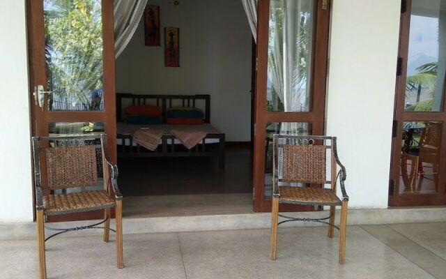 Negombo Holiday Home