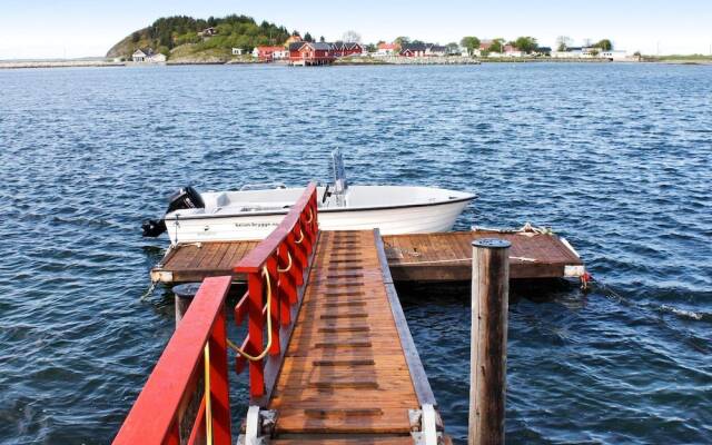 6 Person Holiday Home in Brekstad