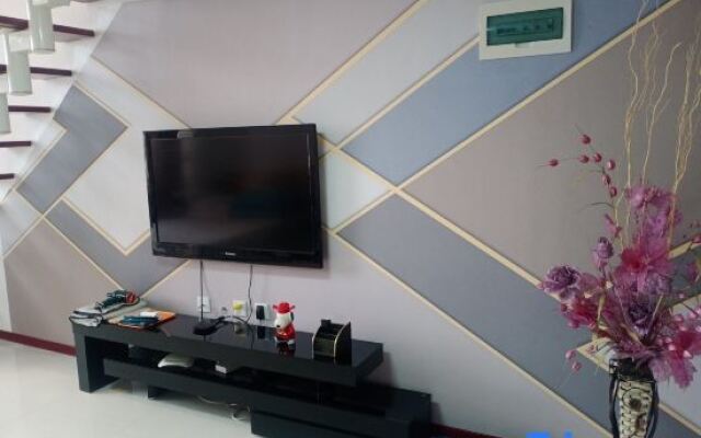 Yinfeng Daily Rental Apartment (Daqing Xinmart Branch)