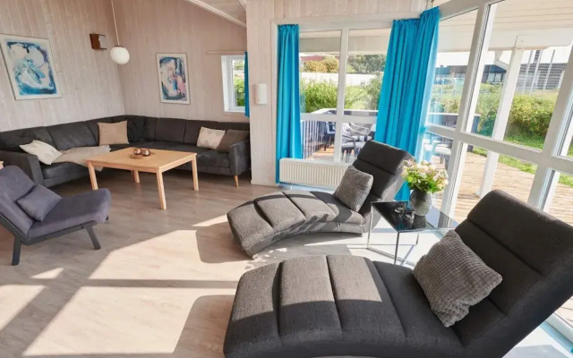 4 Star Holiday Home in Friedrichkoog