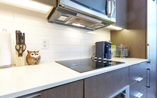 Lavish Suites - One Bedroom Loft