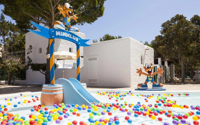 Invisa Hotel Club Cala Verde