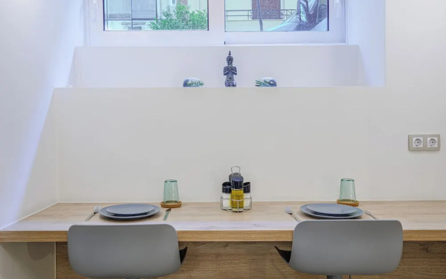 Charming Delphi Residence in Athens