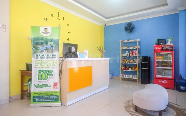 Hotel Andono near YIA Mitra RedDoorz