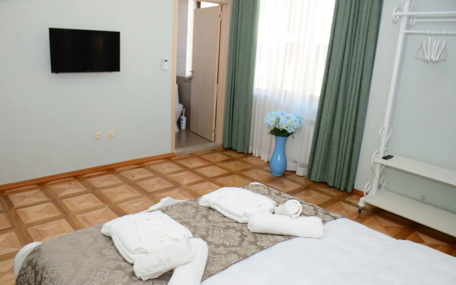 Гостевой Дом Batumi Globus