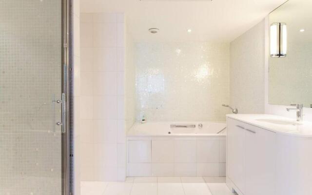 Carlton Riviera: Luxury 2 Beds/ 2 Baths