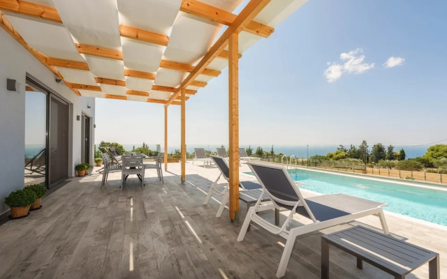 Alonaki Apartments