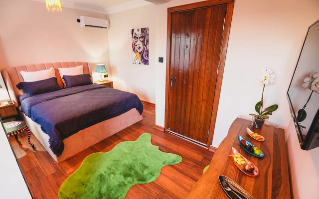 The Red Witch Boutique Hotel