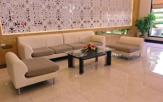 Golden Halong Hotel