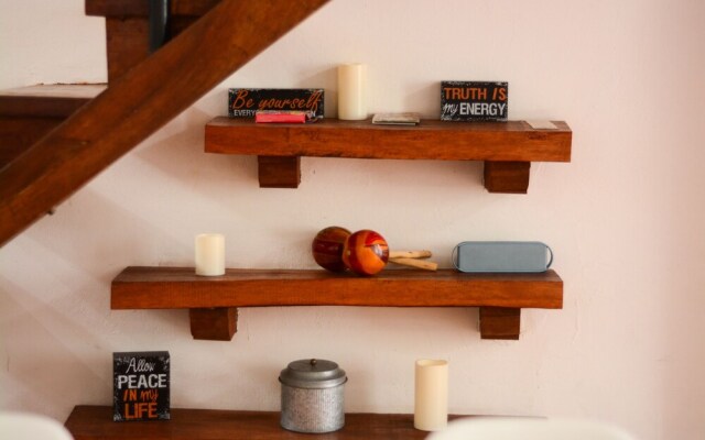 Trendy 4BR 2BA House Family Friendly