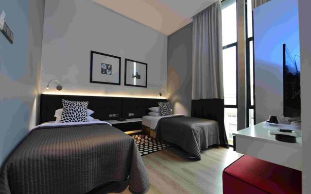 PJ-Luxe Boutique Hotel