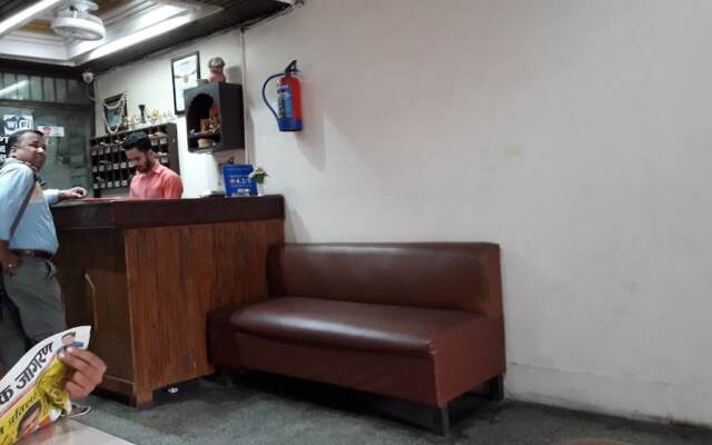 Goroomgo Atithi Galaxy Kanpur