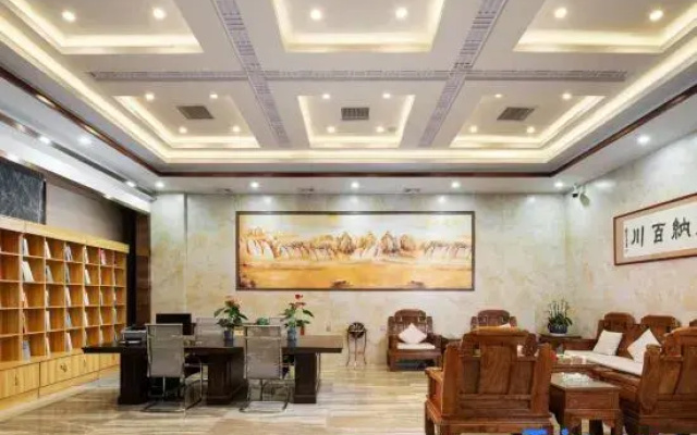 Liucheng Hotel