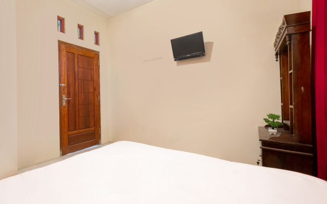 OYO 3076 Lilik Homestay Syariah