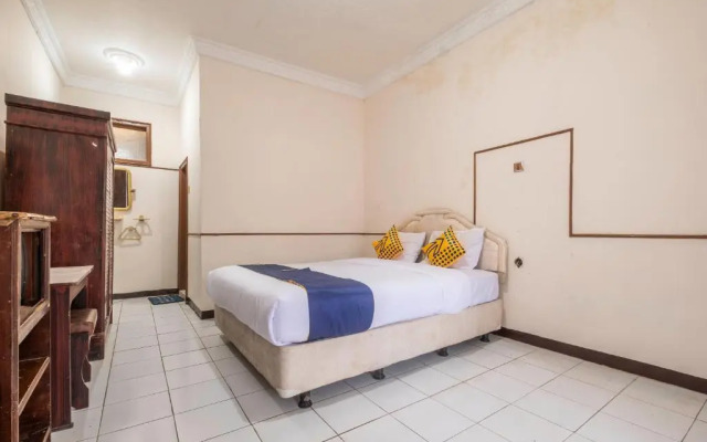 SPOT ON 2341 Hotel Padjajaran 2