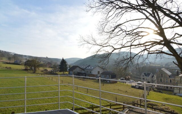 Luxurious Holiday Home in Coo With Garden