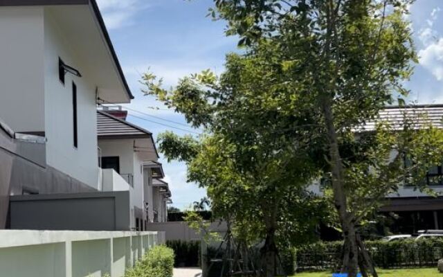 Yunman Vacation Villa Pattaya