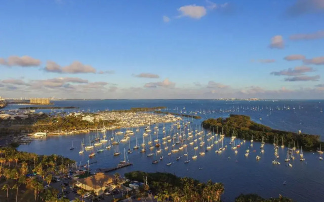 iCoconutGrove Vacation Rentals
