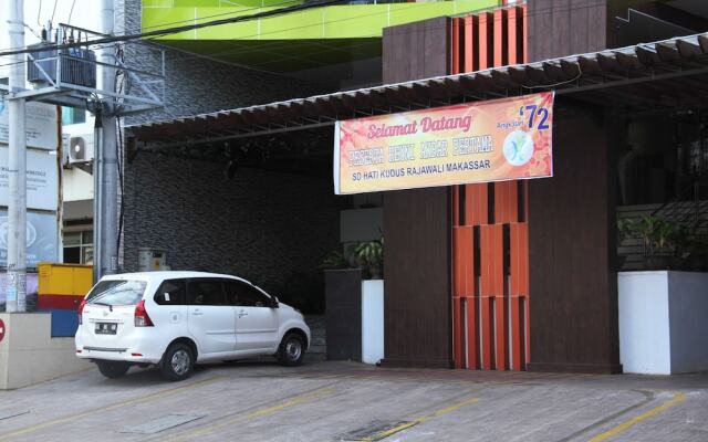Airy Sawerigading Botolempangan 19 Makassar