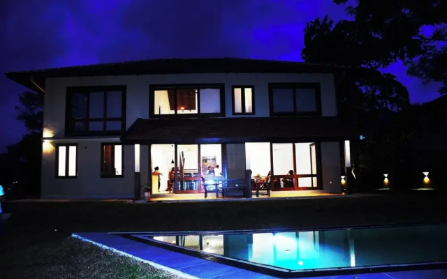 Labuduwa Villa in Galle.