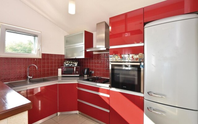 Beautiful Home in Omis With Wifi and 2 Bedrooms