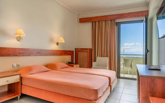 Marmari Bay Hotel