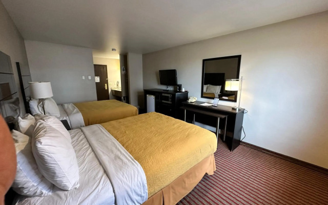 Rodeway Inn & Suites Madison East