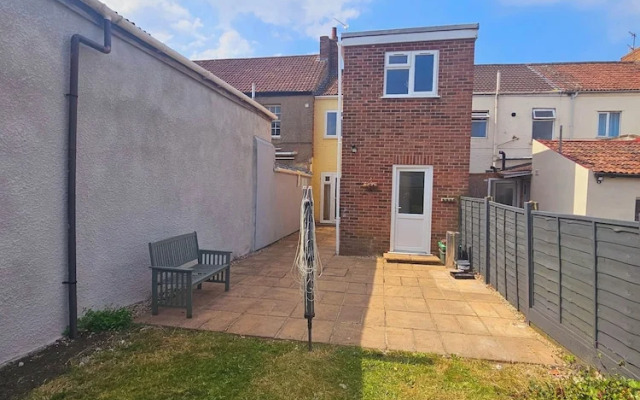 Cozy House in Bridgwater - Sleeps 6 - Long Stays