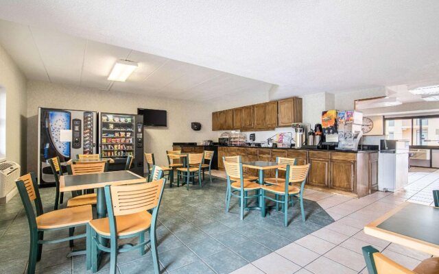 Econo Lodge