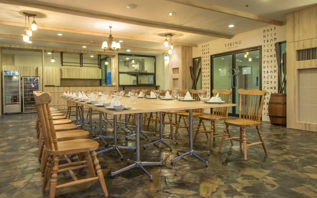 Prachuap Grand Hotel