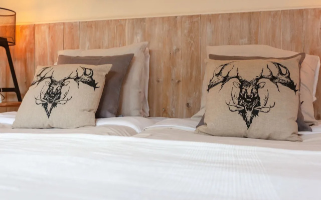 Hajé Waterlodge en hotel ark de Aalscholver