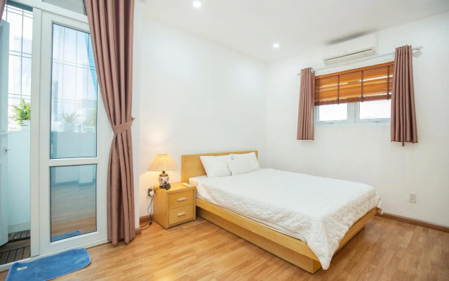 Sumitomo Hotel & Service Apartment 20 Lane 12 Dao Tan