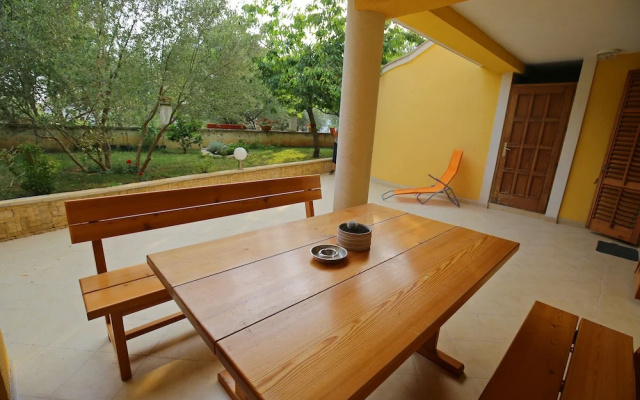 Apartments Anaki
