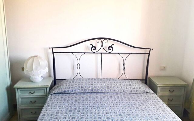 La Maddalena 1 - Tra Centro e Caprera