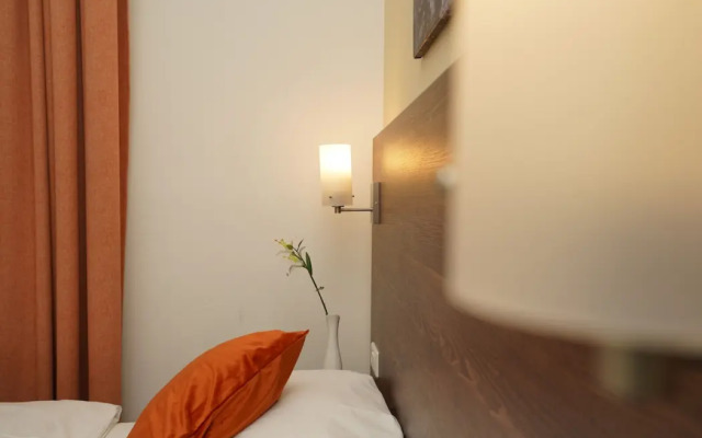 Hotel Little Paris