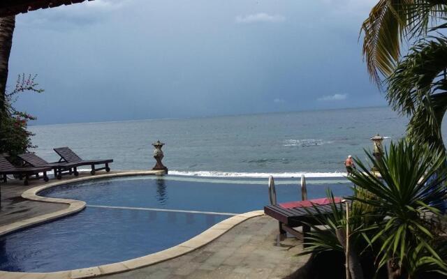 Three Brothers Bobby's Villas