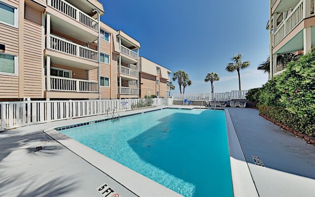 New Listing! Choice Oceanfront Escape W/ Pool 2 Bedroom Condo