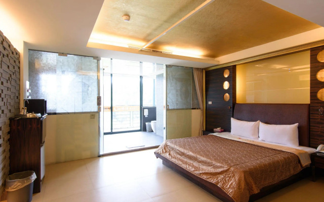 Harbor Elite Hotel