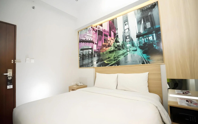 Cleo Hotel Jemursari