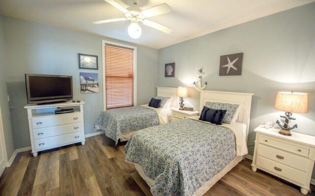 The Gulf Front Apartment 2