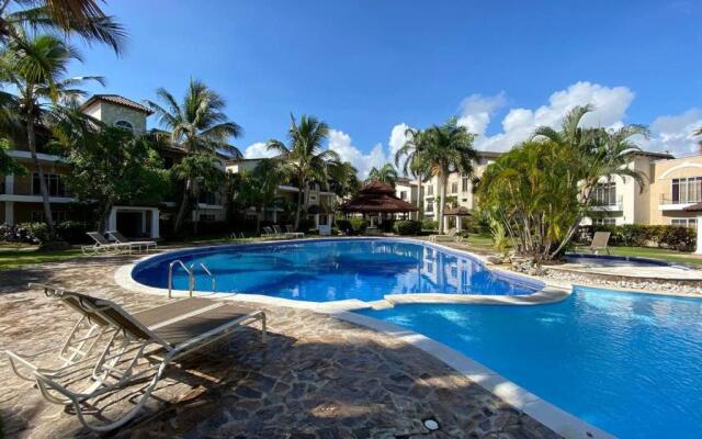 2 Rooms, 4 Beds, Pool, 5min Beach White Sand