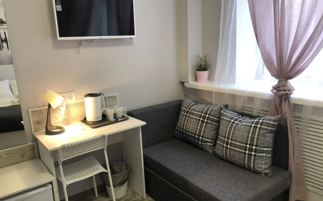 L-hotel