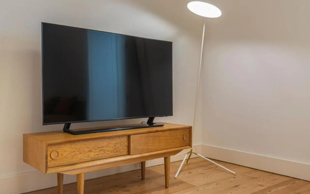 Stunning Apartment in Heart of Lisbon by LovelyStay