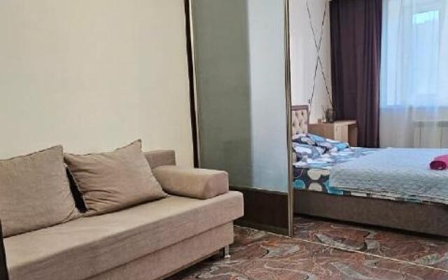 Апартаменты в микрорайоне Царский 8